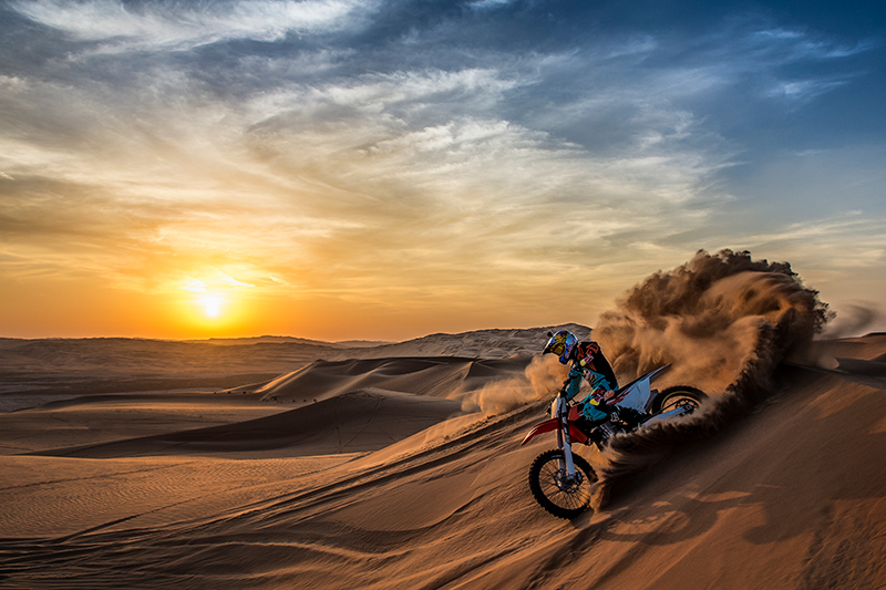 Desert Invasion With Ronnie Renner - Abu Dhabi / UAE