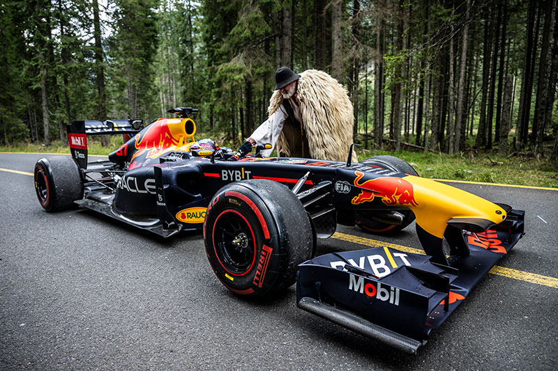 Red Bull Racing in the clouds of Transylvania – Transalpina / Romania