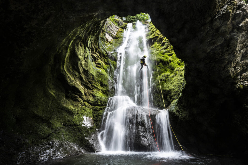 Extreme Canyoning - Izvor Morace