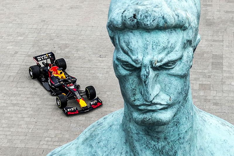 The Red Bull F1 car met the sights of Belgrade trough photos – Belgrade / Serbia