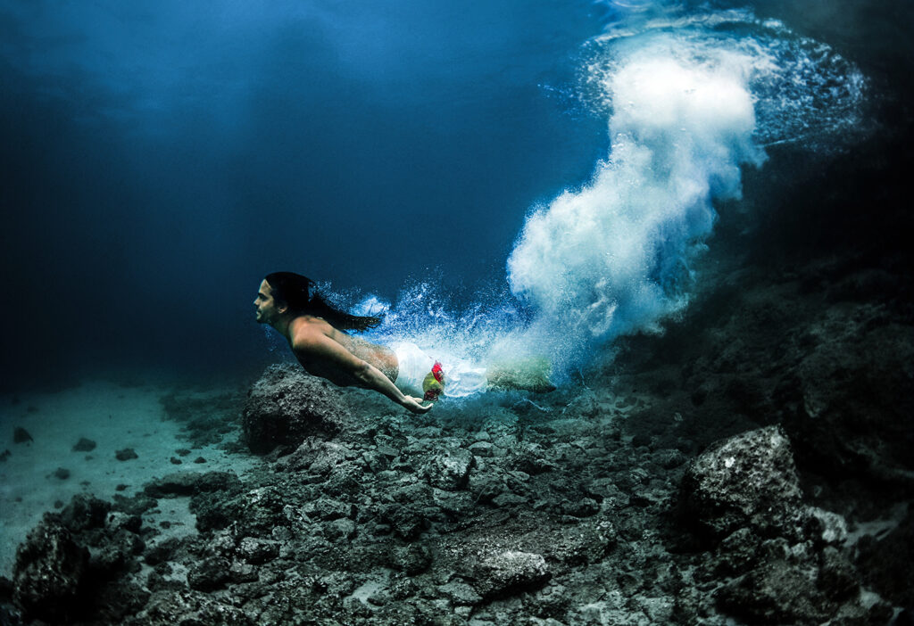 Orlando Duque, Colombia, Red Bull Cliff Diving, Underwater, Underwater photography, Predrag Vuckovic, Extreme photographer,